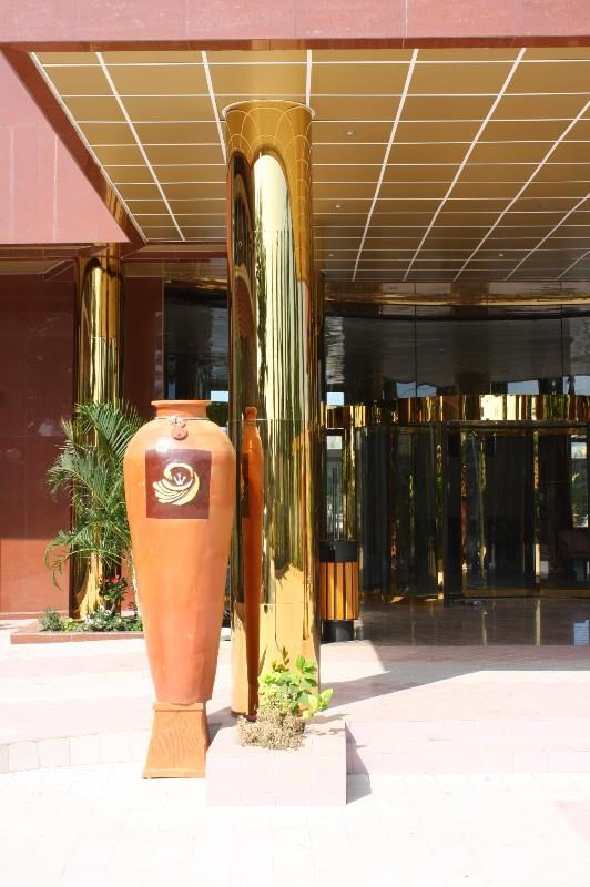 Royal Nick Hotel Tema Ngoại thất bức ảnh
